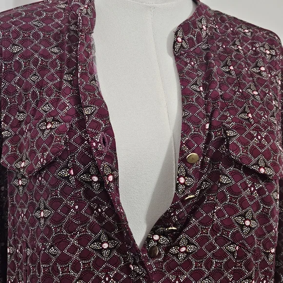 Dressbarn Size L Maroon Polyester Long-Sleeveled Womens Blouse Top Shirt with - Picture 4 of 16